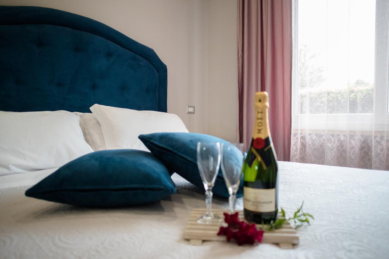 Relais Villa Italia Selcetta Kültér fotó