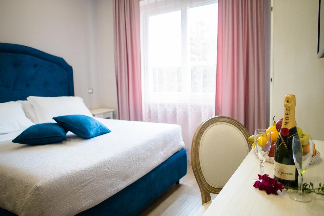 Relais Villa Italia Selcetta Kültér fotó