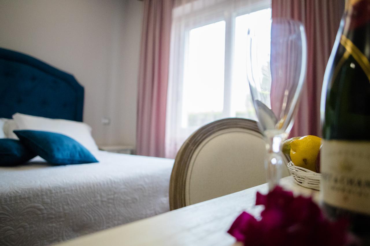 Relais Villa Italia Selcetta Kültér fotó