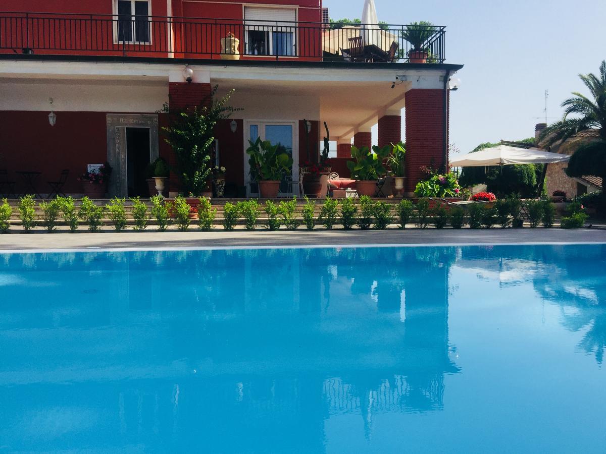 Relais Villa Italia Selcetta Kültér fotó