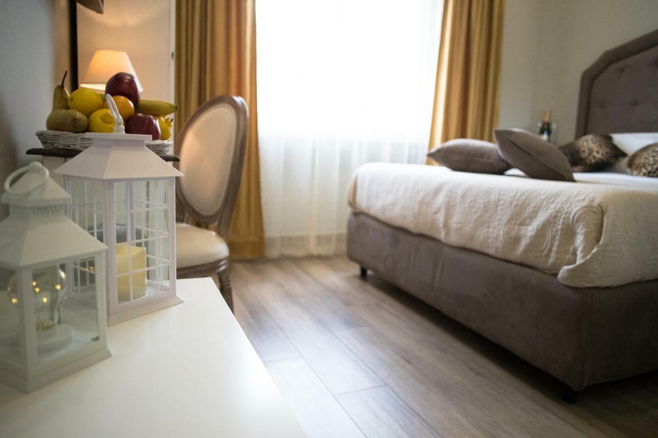 Relais Villa Italia Selcetta Kültér fotó